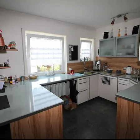 Διαμέρισμα Tabita Mit Parking Balkon Terrasse Und Garten Untermeitingen